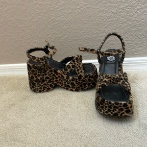Leopard wedge Sandle